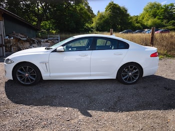 Used Jaguar XF 2015 for sale - 79768953: Photo