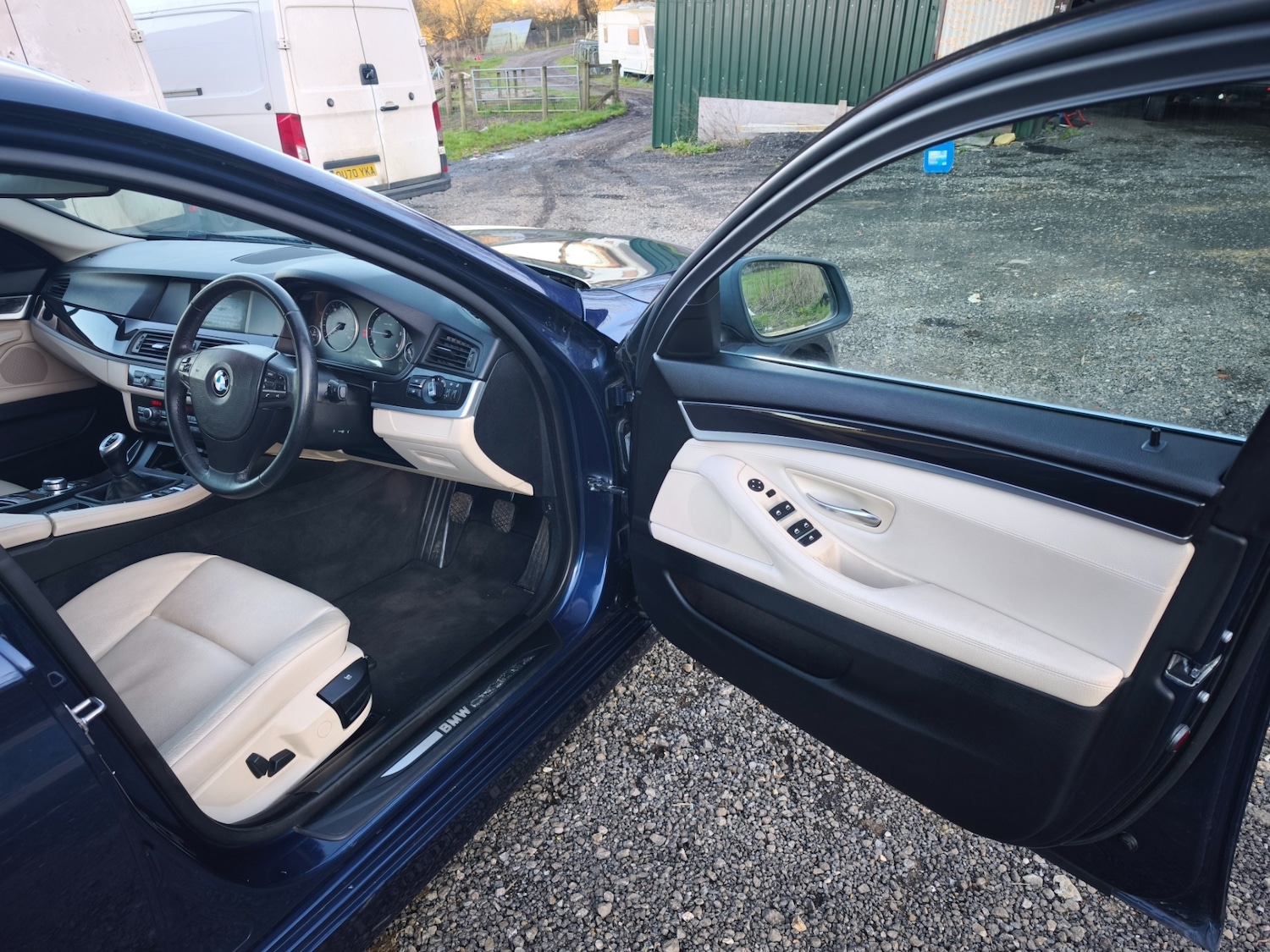 Used BMW 5 Series 2012 for sale - 77733396: Photo 9