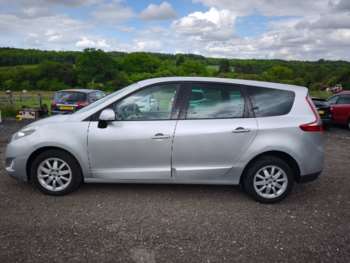 Used Renault Grand Scenic 2010 for sale - 75228380: Photo