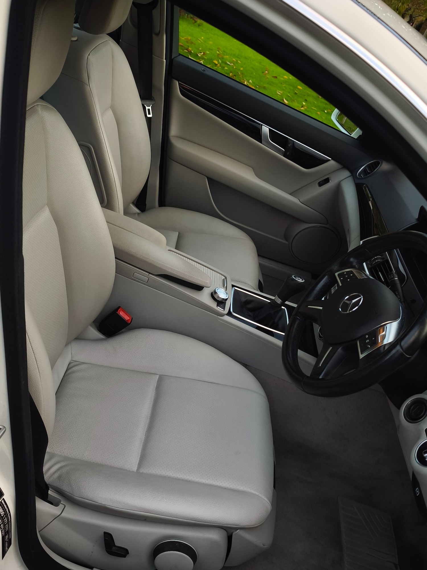 Used Mercedes-Benz C Class 2011 for sale - 76246306: Photo 10