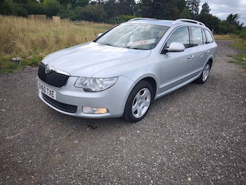 Used Skoda Superb 2010 for sale - 75722840: Photo