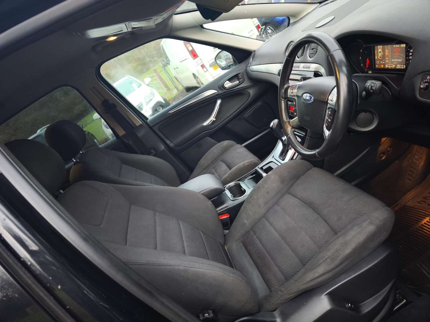 Used Ford S-Max 2014 for sale - 77083575: Photo 10