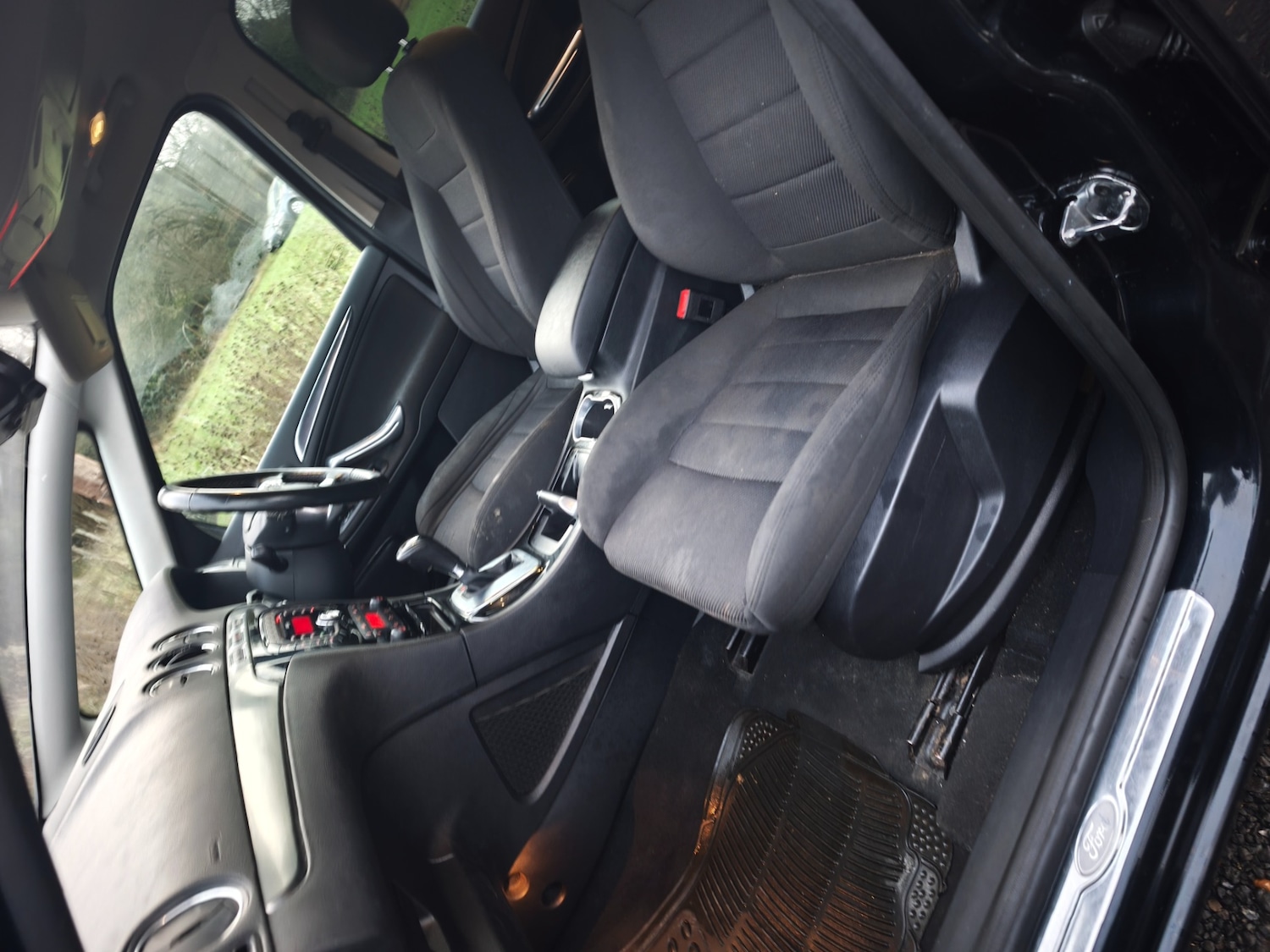 Used Ford S-Max 2014 for sale - 77083575: Photo 14