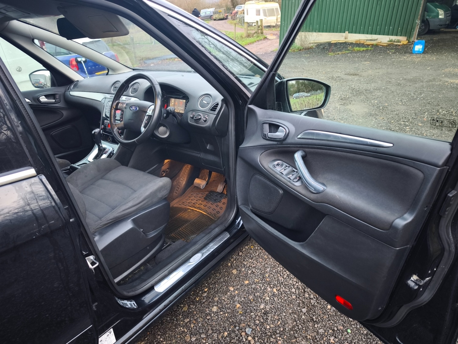 Used Ford S-Max 2014 for sale - 77083575: Photo 9