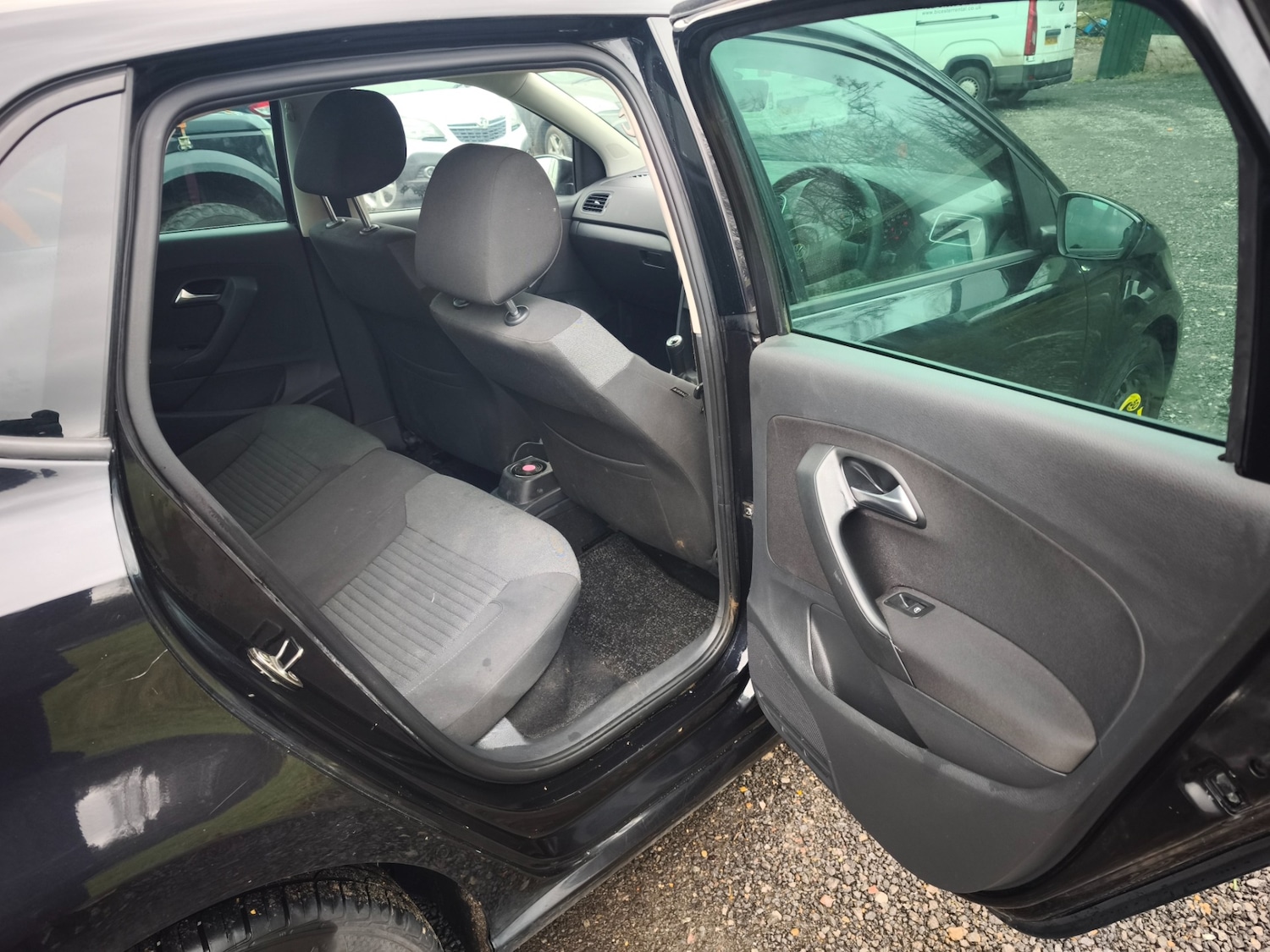 Used Volkswagen Polo 2011 for sale - 77155246: Photo 17