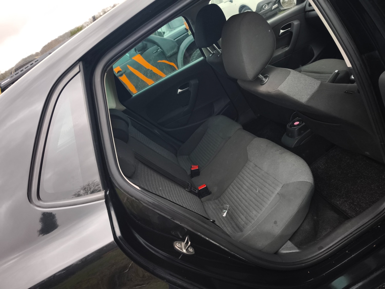 Used Volkswagen Polo 2011 for sale - 77155246: Photo 18