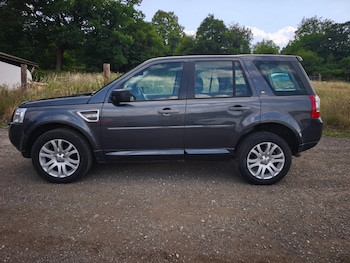Used Land Rover Freelander 2010 for sale - 79239552: Photo