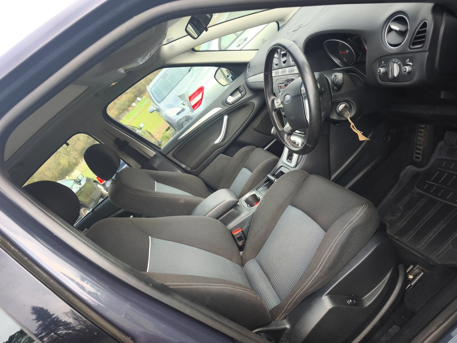 Used Ford S-Max 2013 for sale - 77539982: Photo 10