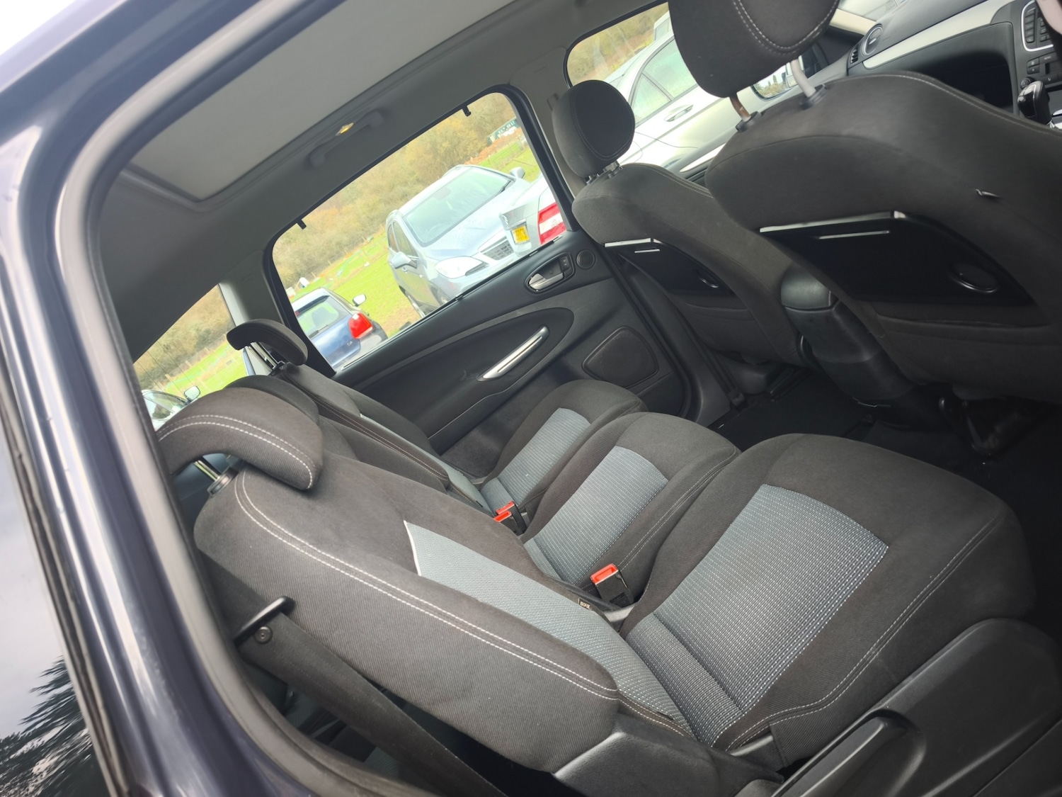 Used Ford S-Max 2013 for sale - 77539982: Photo 16