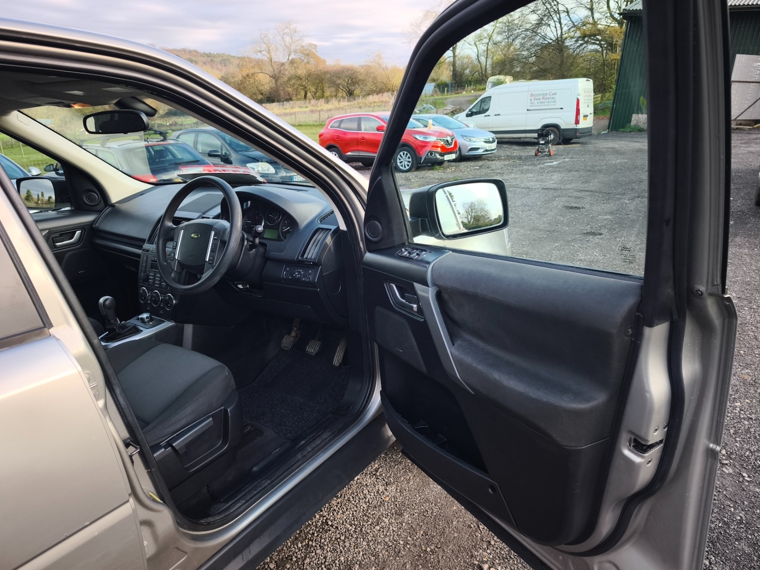 Used Land Rover Freelander 2010 for sale - 76638985: Photo 9