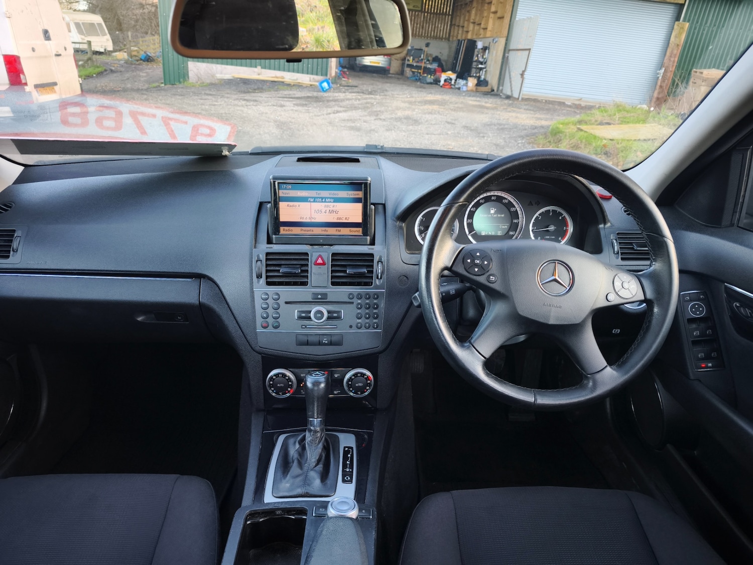 Used Mercedes-Benz C Class 2011 for sale - 77637089: Photo 11