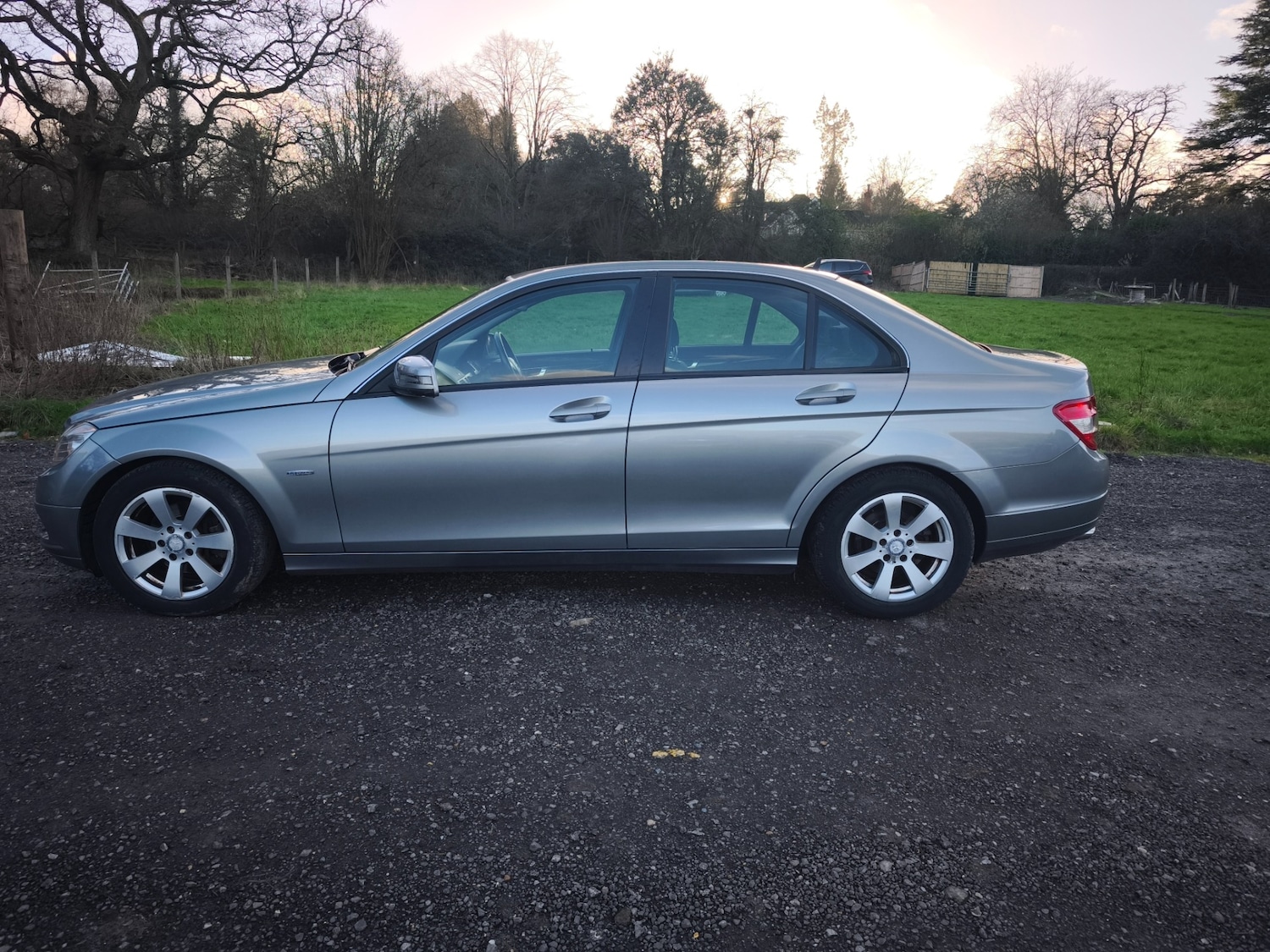 Used Mercedes-Benz C Class 2011 for sale - 77637089: Photo 4