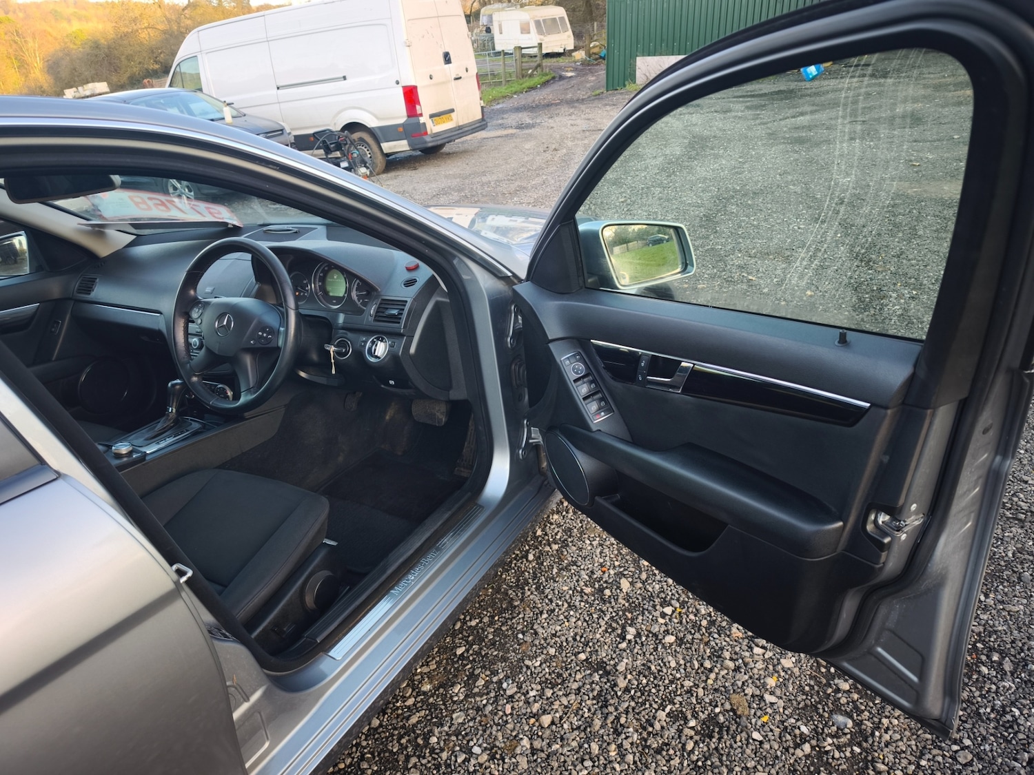 Used Mercedes-Benz C Class 2011 for sale - 77637089: Photo 9