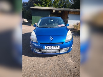 Used Renault Grand Scenic 2010 for sale - 79466633: Photo