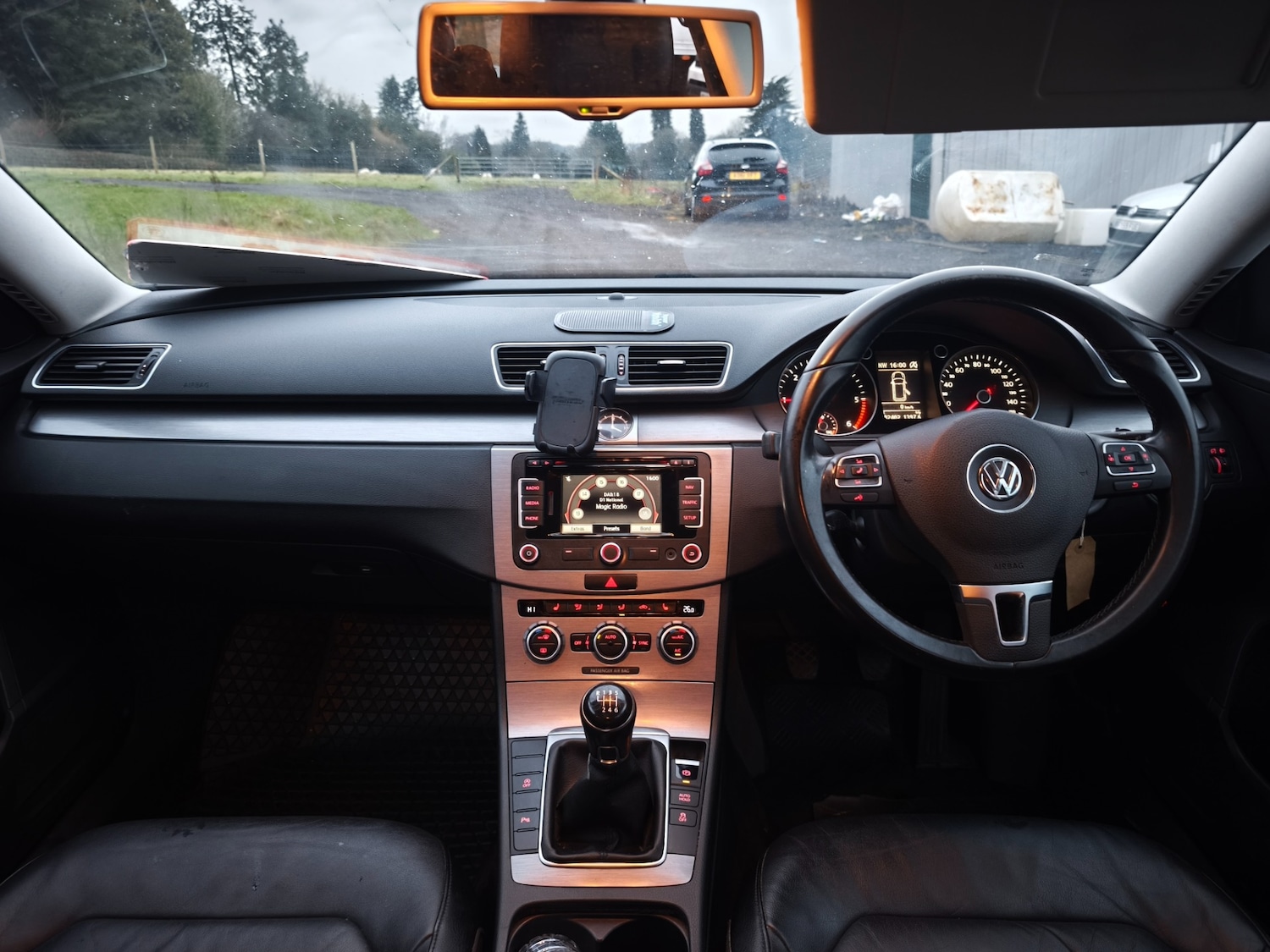 Used Volkswagen Passat 2014 for sale - 77205841: Photo 11