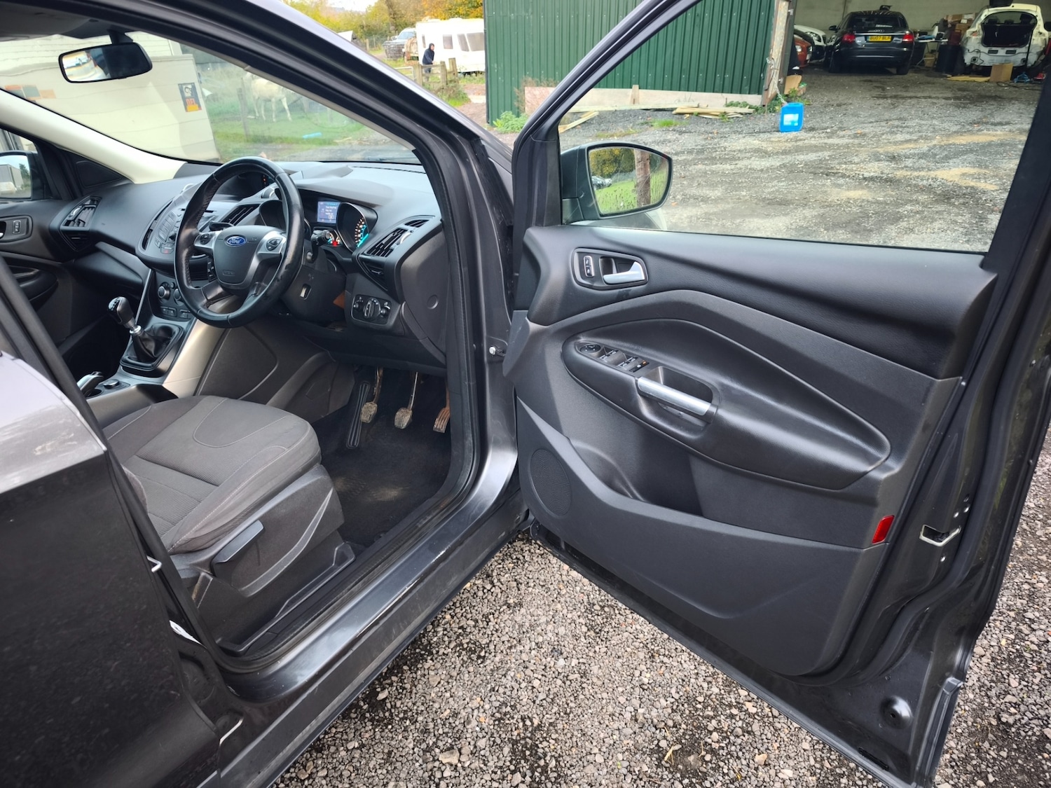 Used Ford Kuga 2015 for sale - 76519796: Photo 9