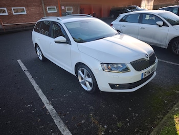 2014 (14) - 1.6 TDI CR Elegance 5dr DSG