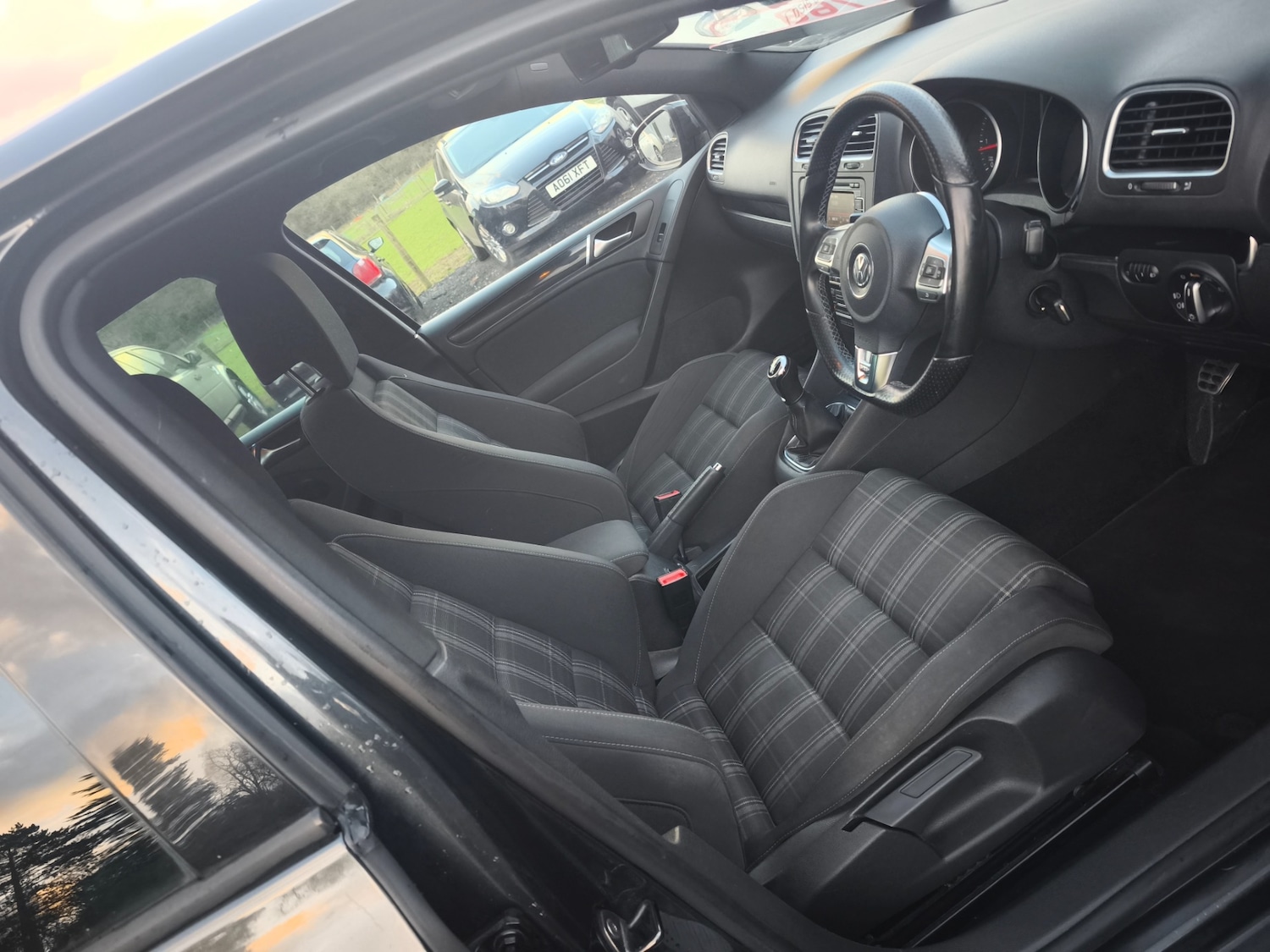 Used Volkswagen Golf 2010 for sale - 77301364: Photo 10