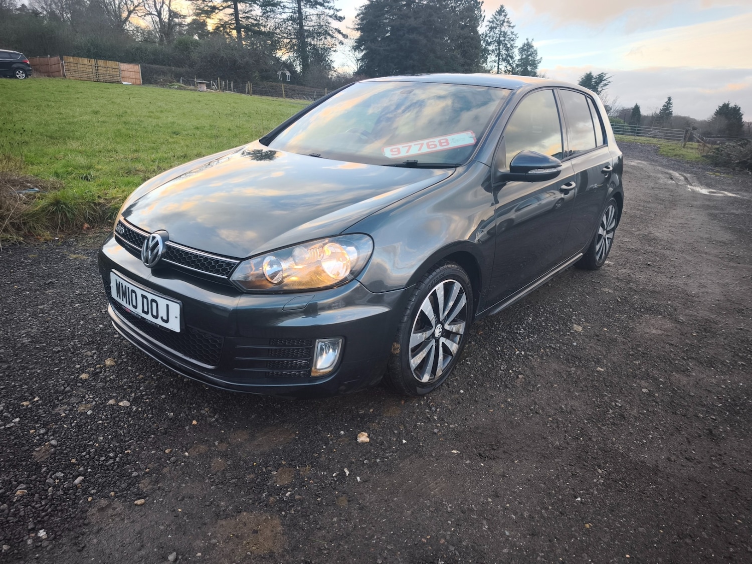 Used Volkswagen Golf 2010 for sale - 77301364: Photo 3