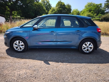 Used Citroen C4 Picasso 2014 for sale - 79364949: Photo
