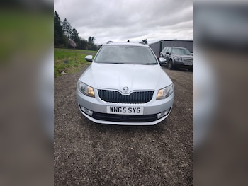 Used Skoda Octavia 2015 for sale - 77681674: Photo