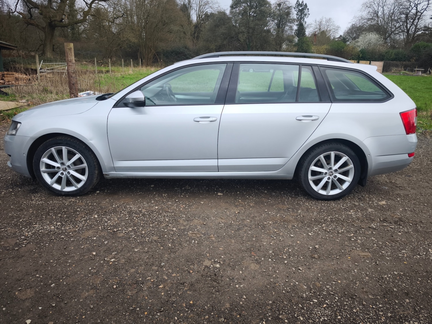 Used Skoda Octavia 2015 for sale - 77681674: Photo 3