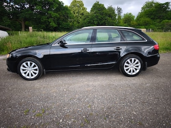 Used Audi A4 2010 for sale - 78965085: Photo