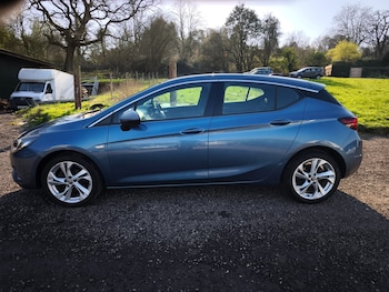 Used Vauxhall Astra 2017 for sale - 77961773: Photo