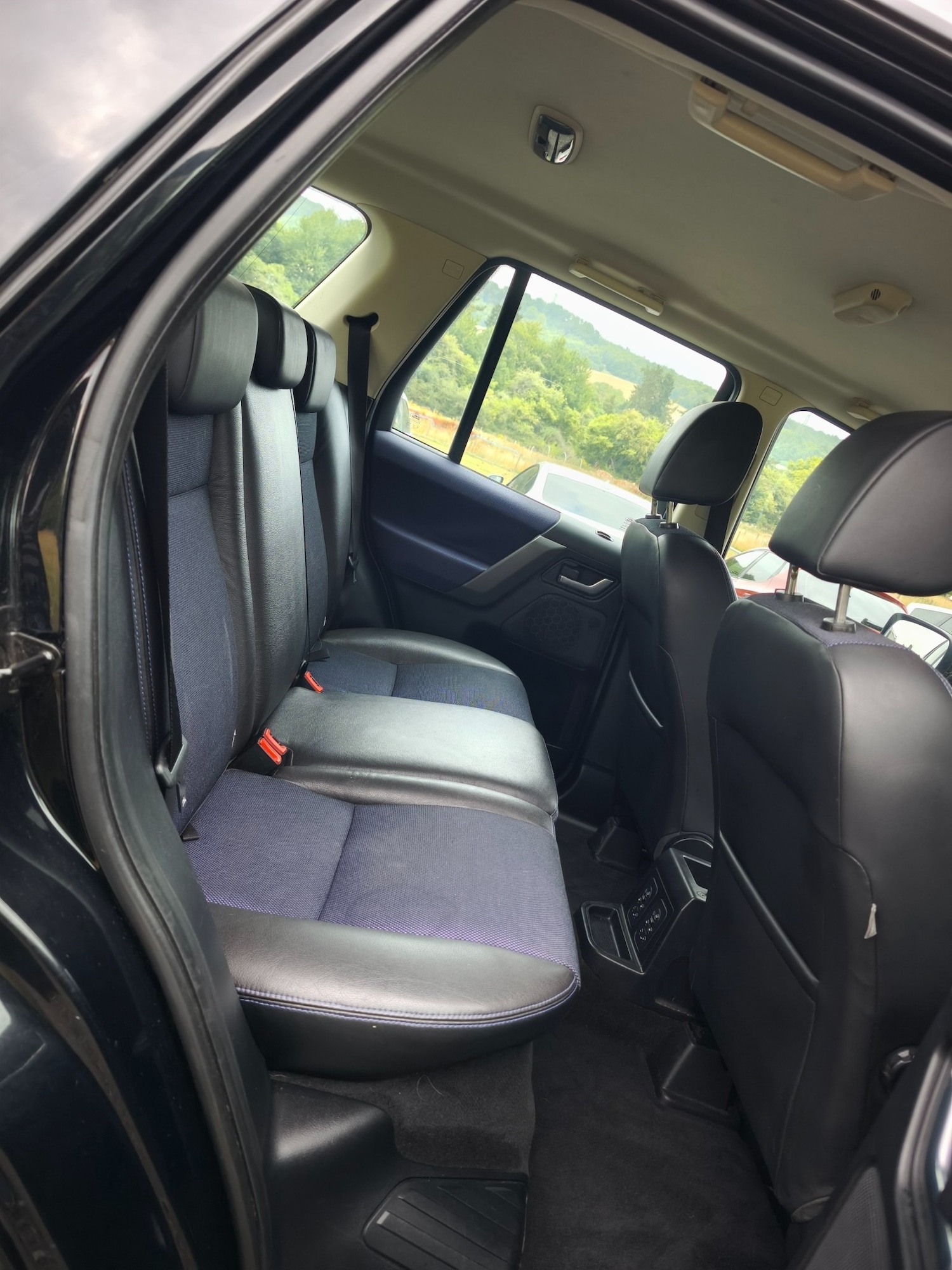 Used Land Rover Freelander 2009 for sale - 76516137: Photo 18