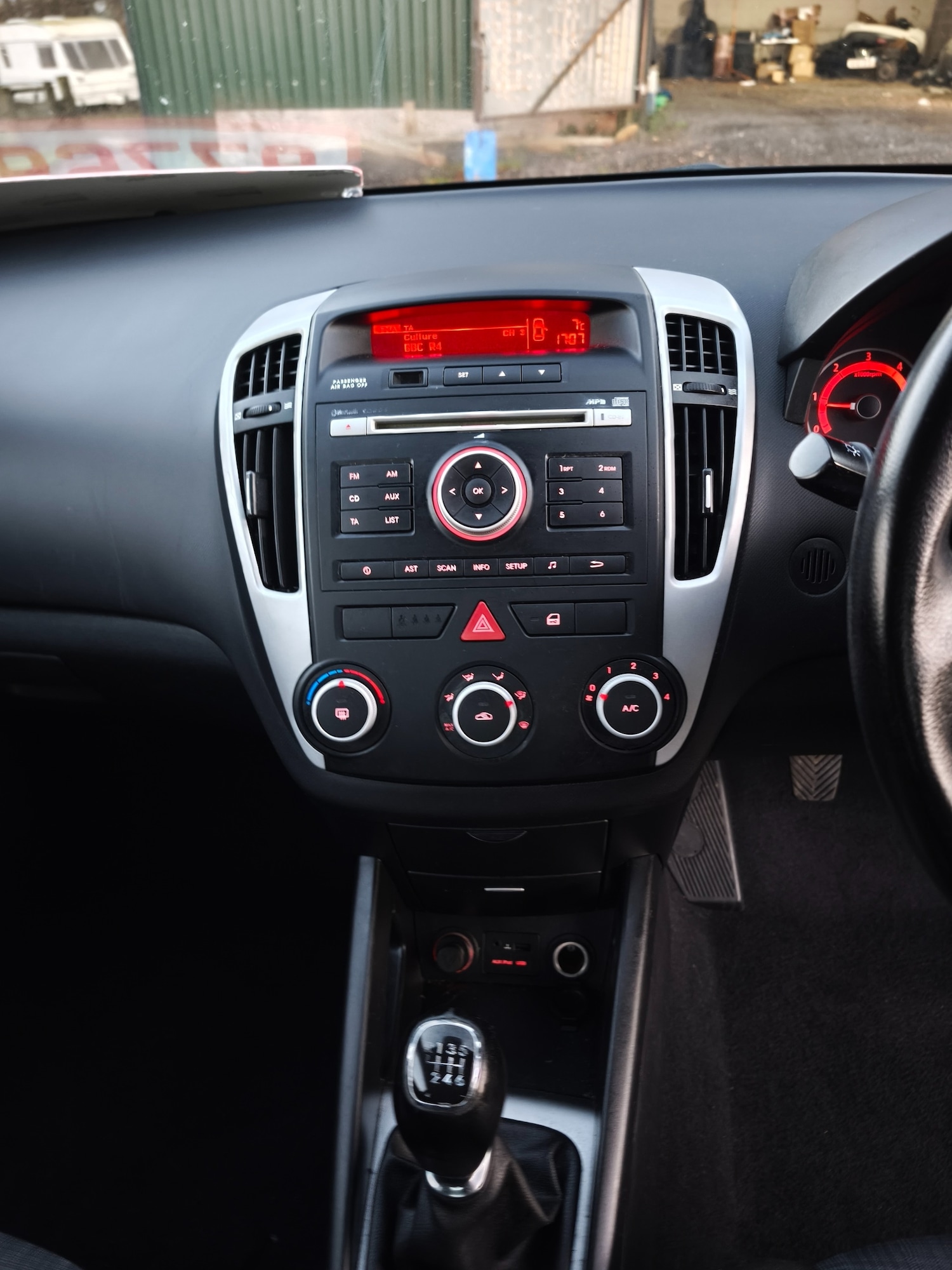 Used Kia Pro Ceed 2010 for sale - 76757410: Photo 12