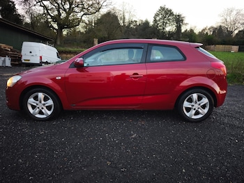 Used Kia Pro Ceed 2010 for sale - 76757410: Photo