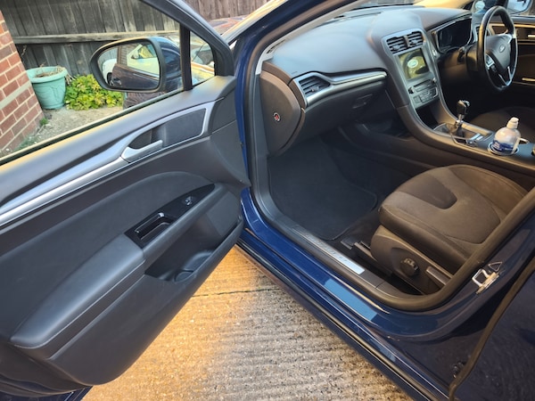Used Ford Mondeo 2017 for sale - 76065354: Photo 13