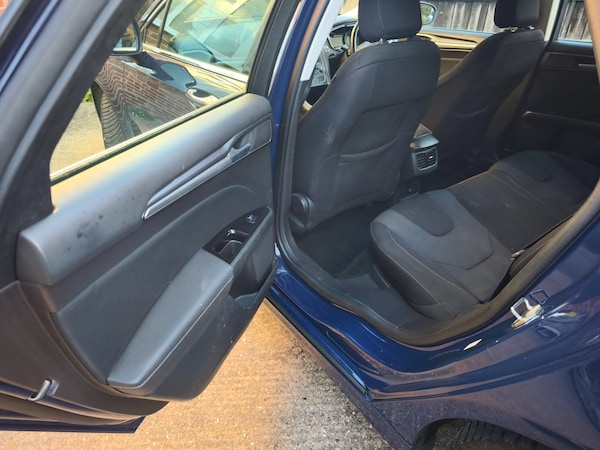 Used Ford Mondeo 2017 for sale - 76065354: Photo 15