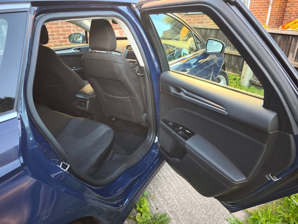Used Ford Mondeo 2017 for sale - 76065354: Photo 17