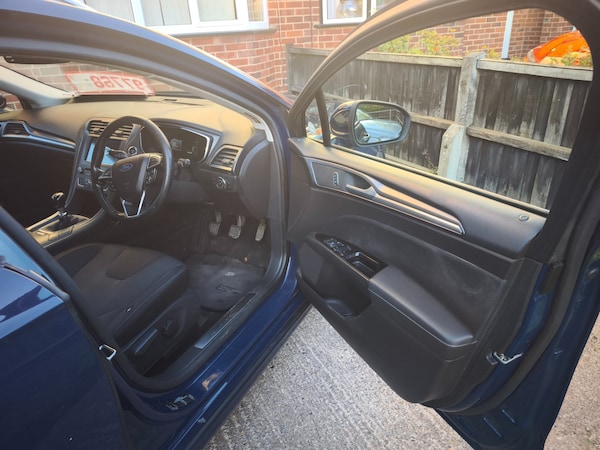 Used Ford Mondeo 2017 for sale - 76065354: Photo 9