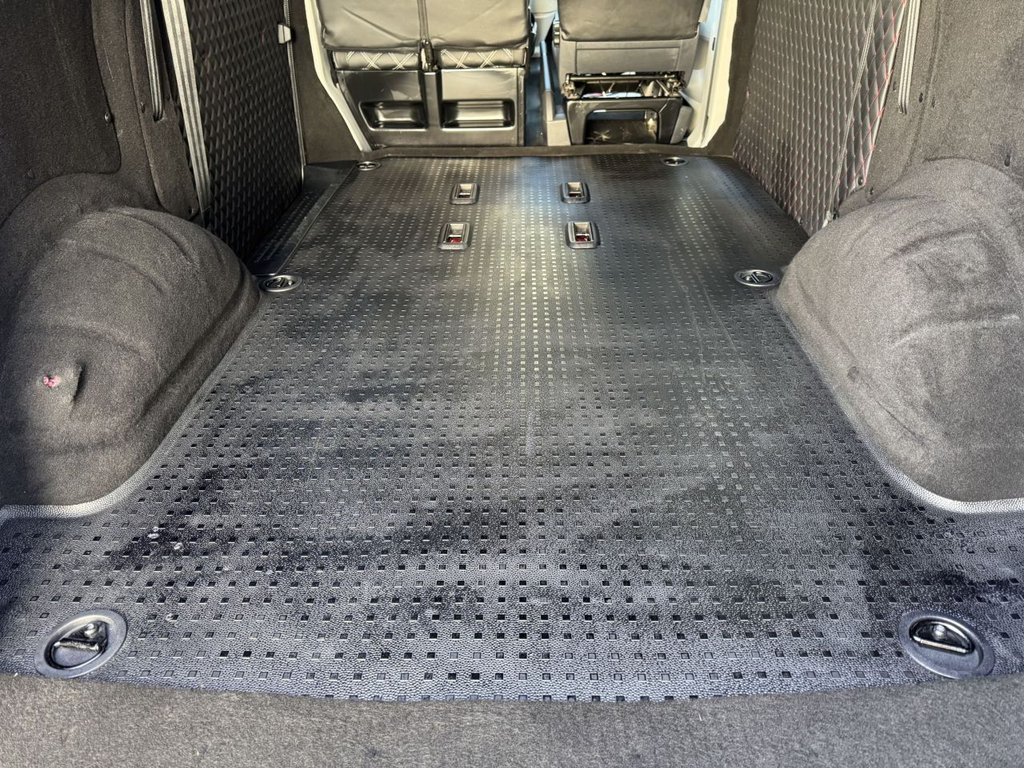 Used Volkswagen Transporter 2017 for sale - 78016753: Photo 36