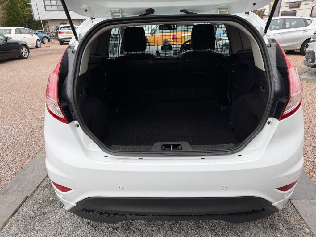 Used Ford Fiesta 2016 for sale - 78016829: Photo 47