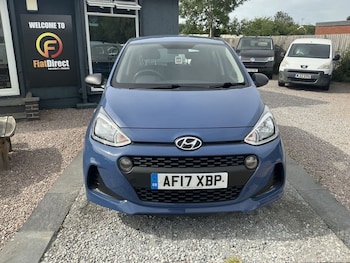Used Hyundai i10 2017 for sale - 79032304: Photo