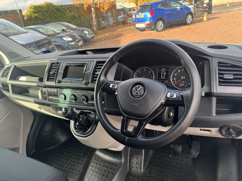 Used Volkswagen Transporter 2016 for sale - 77654670: Photo 20