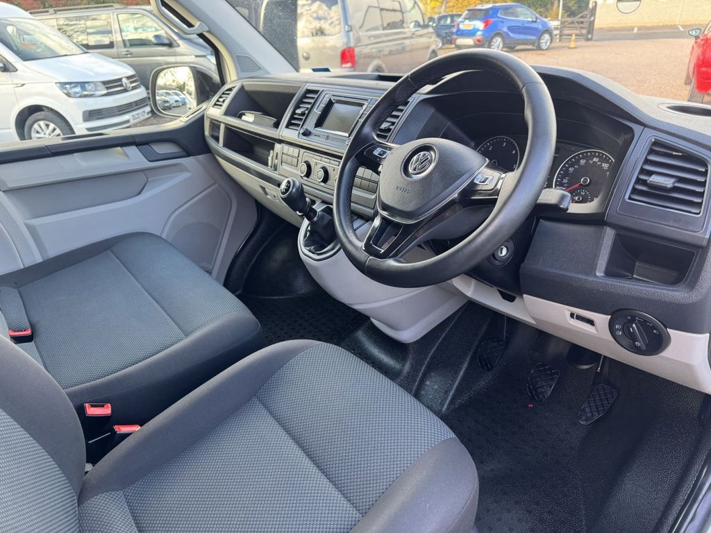 Used Volkswagen Transporter 2016 for sale - 77654670: Photo 30