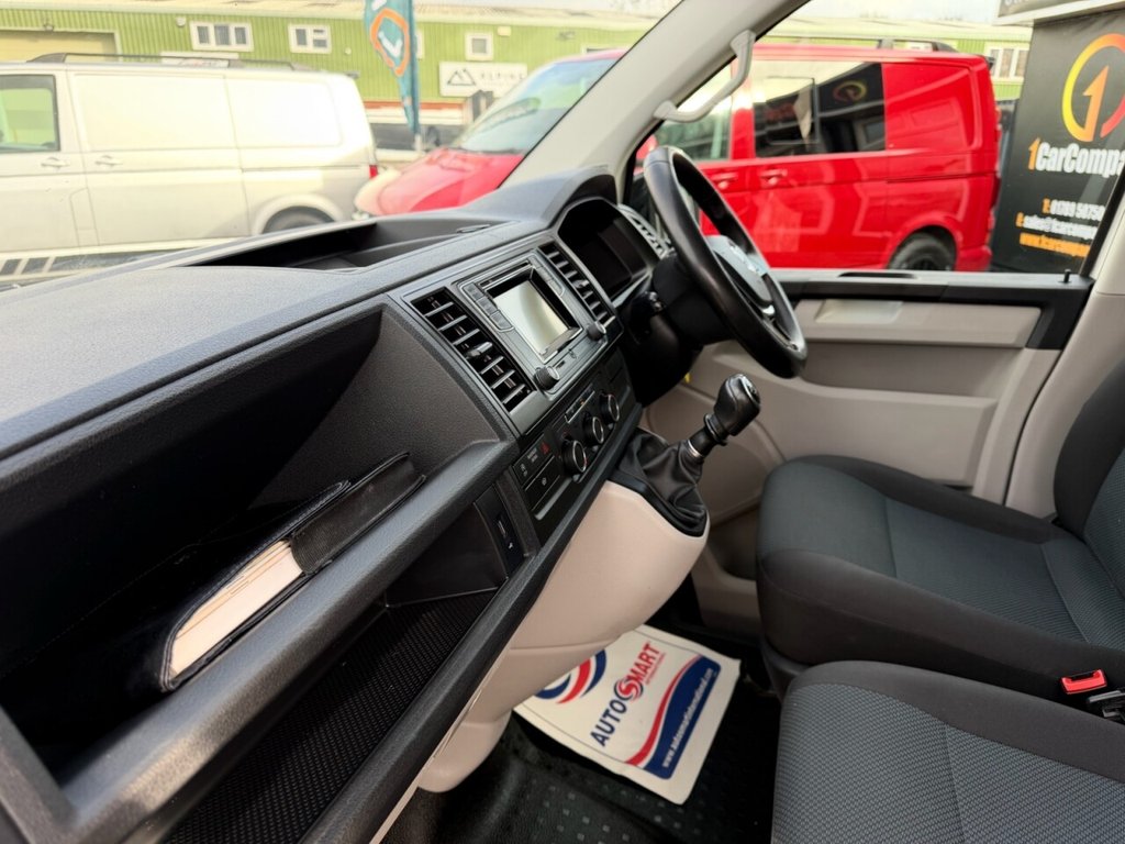 Used Volkswagen Transporter 2016 for sale - 77654670: Photo 50