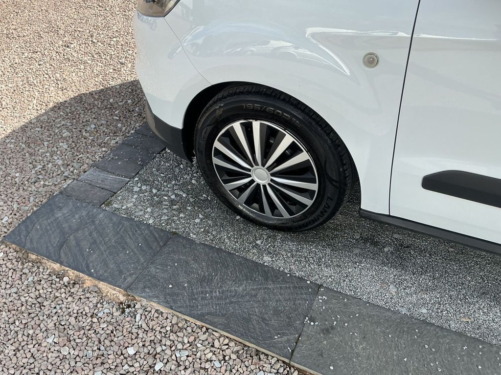 Used Ford Transit Courier 2020 for sale - 78056583: Photo 13