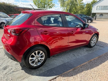 Used Mazda Mazda2 2016 for sale - 79437692: Photo