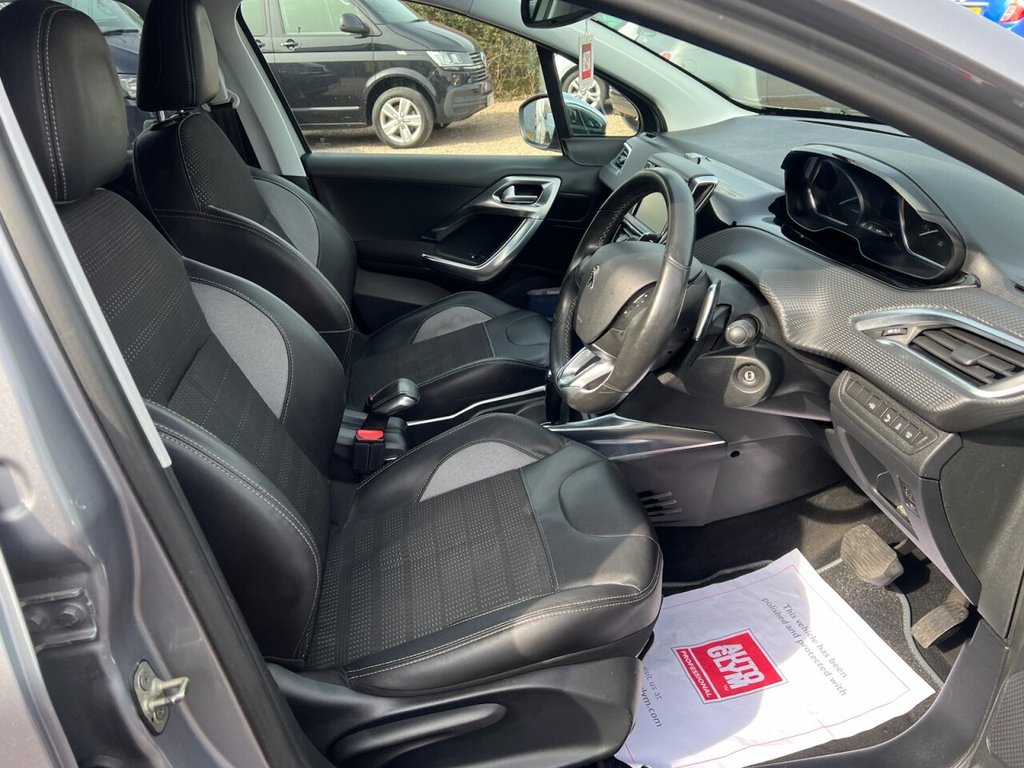 Used Peugeot 2008 2014 for sale - 77976532: Photo 10