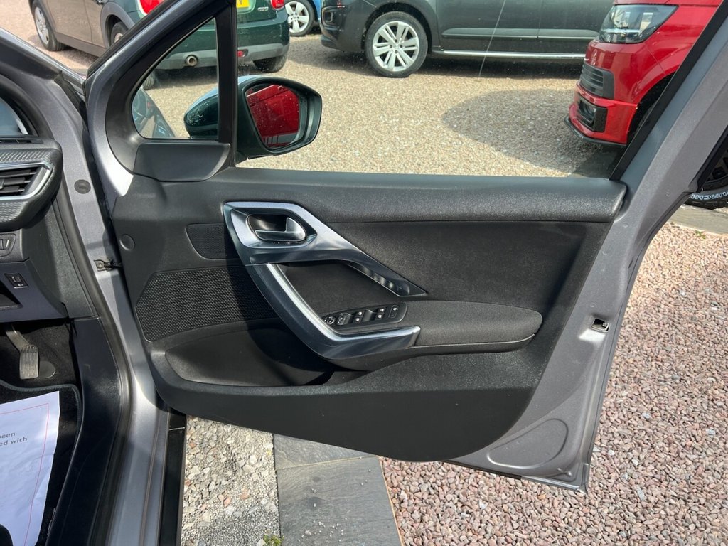 Used Peugeot 2008 2014 for sale - 77976532: Photo 19