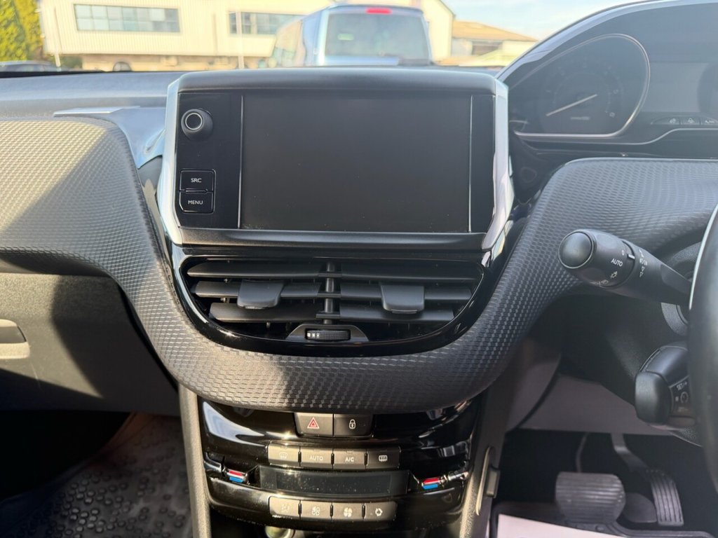 Used Peugeot 2008 2015 for sale - 77655362: Photo 25