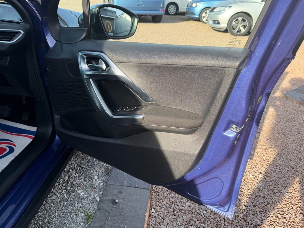 Used Peugeot 2008 2015 for sale - 77655362: Photo 37