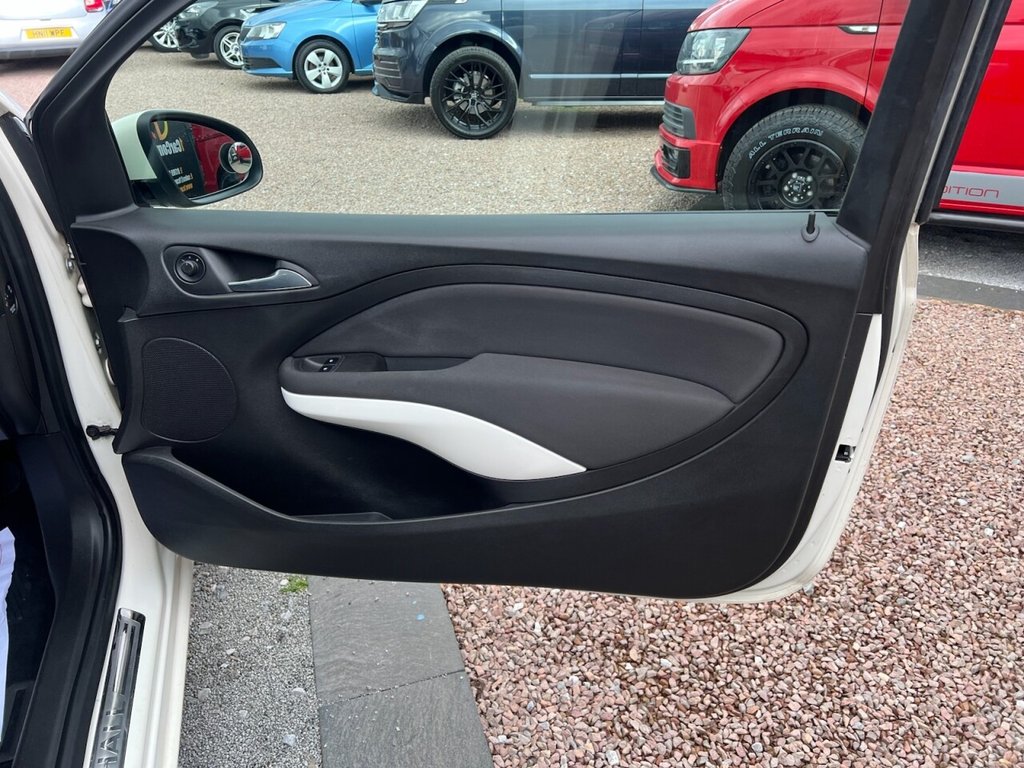 Used Vauxhall ADAM 2014 for sale - 77821139: Photo 3