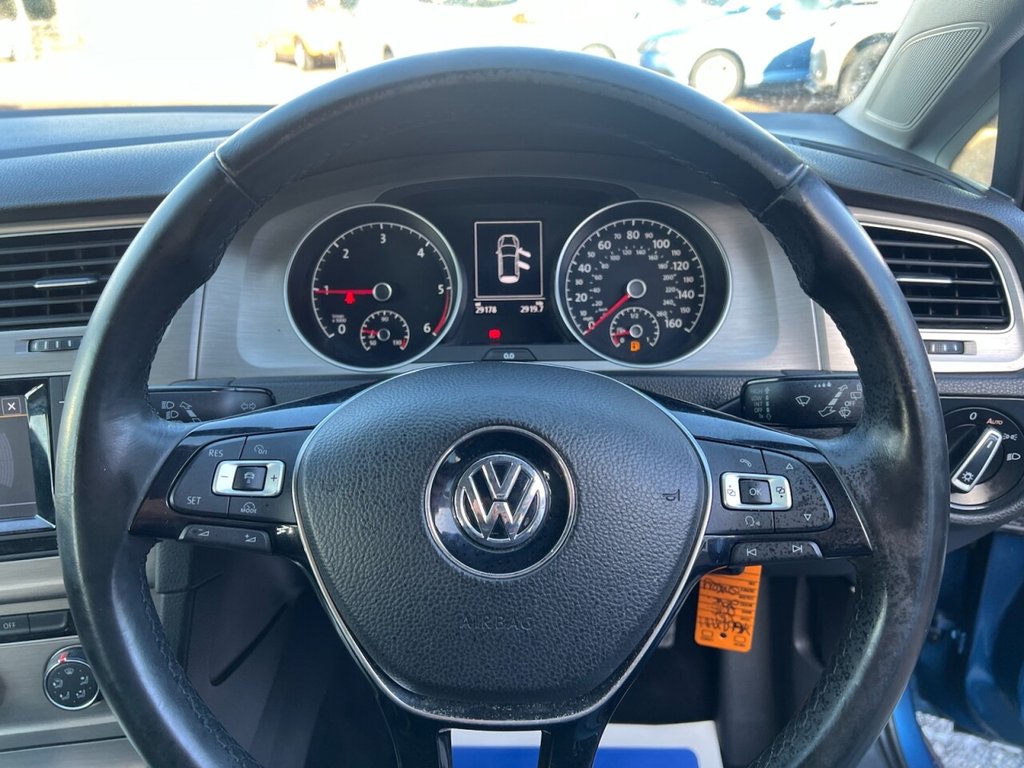 Used Volkswagen Golf 2014 for sale - 77654539: Photo 11