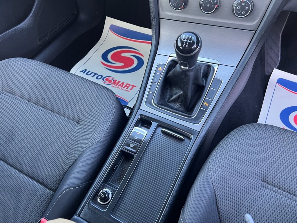 Used Volkswagen Golf 2014 for sale - 77654539: Photo 13